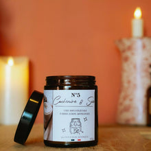 Charger l'image dans la galerie, Bougie Cachemire &amp; soie
